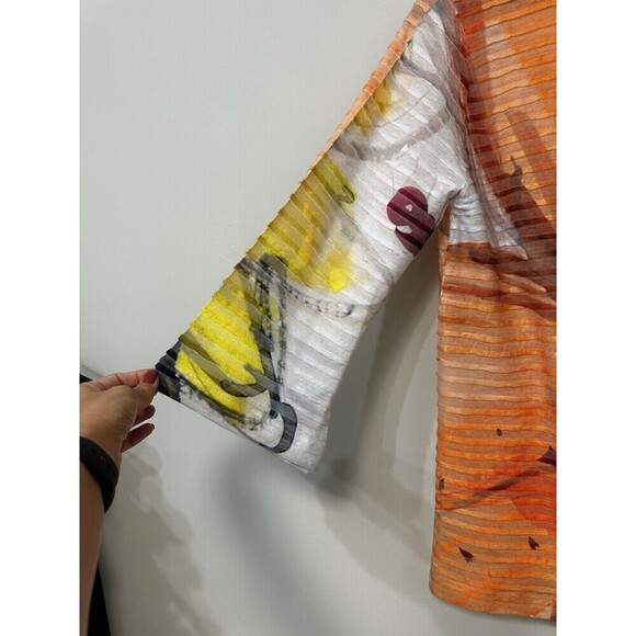 Soft Surroundings Ruffled Blouse Floral Print 3/4 Sleeve Sz Medium Tunic Length - Picture 3 of 8